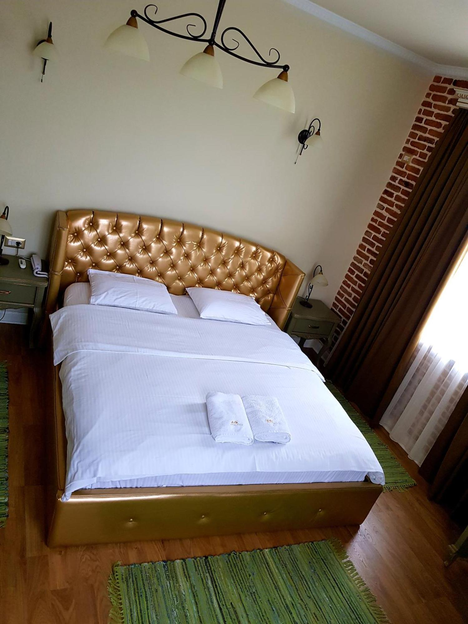 Casa Gace Hotel Корча Номер фото