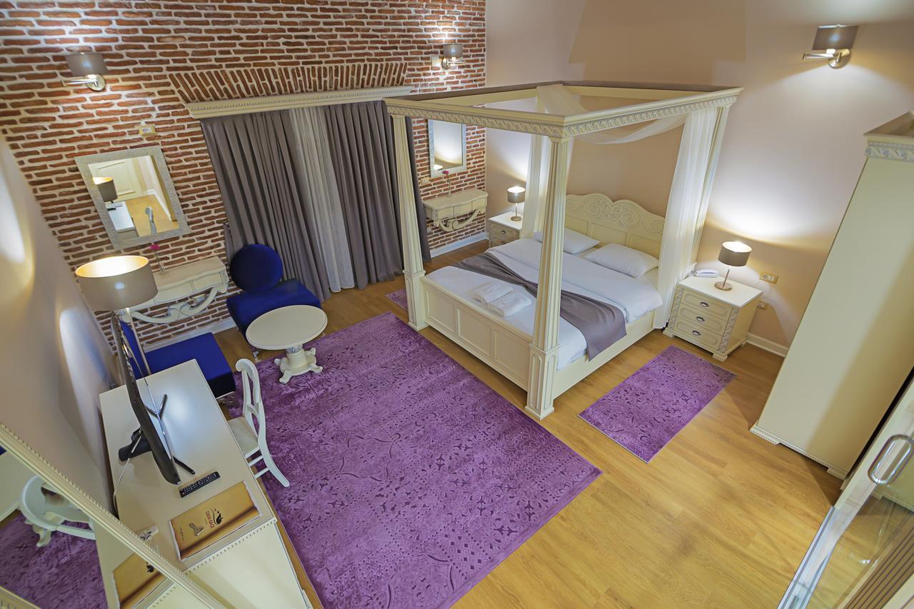Casa Gace Hotel Корча Экстерьер фото