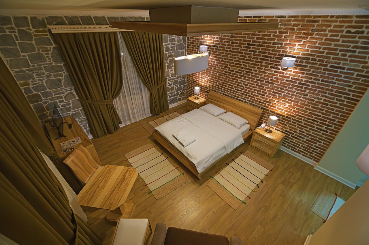 Casa Gace Hotel Корча Экстерьер фото
